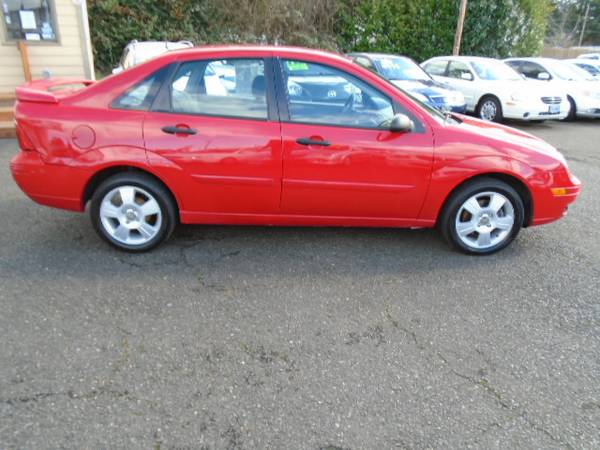 2005 Ford Focus ZX4 SES Sedan 4Dr Automatic Clean CAR - cars & for sale in Portland, OR – photo 16