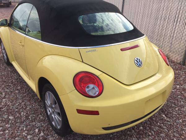 VW Beetle 2008 Convertible, sharp yellow/black 99215 miles for sale in Colorado Springs, CO – photo 2