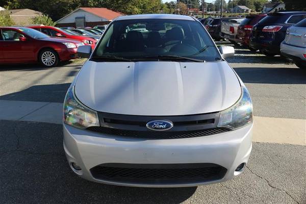 2010 FORD FOCUS SES, CLEAN TITLE, DRIVES GOOD, LEATHER, HEATED SEATS... for sale in Graham, NC – photo 2