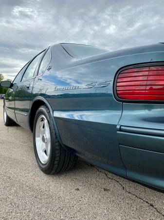 1996 Chevy Impala SS Original Owner 35, 000 miles for sale in Arlington Heights, IL – photo 7
