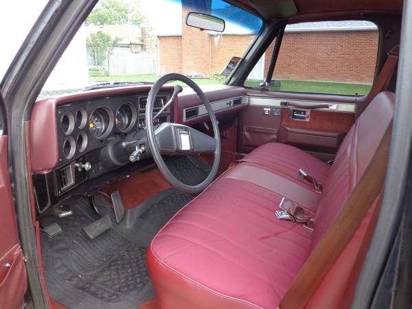 1987 Chevy short-bed pickup for sale in Dayton, OH – photo 5