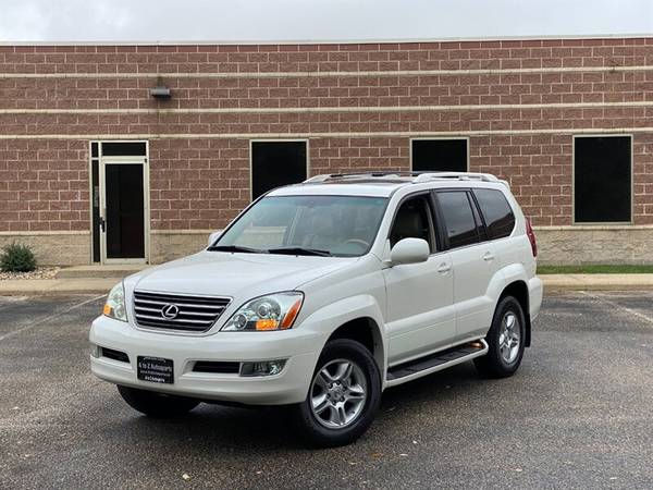 2006 Lexus GX470: LOW Miles 4WD DESIRABLE 3rd Row Seating for sale in Madison, WI – photo 2