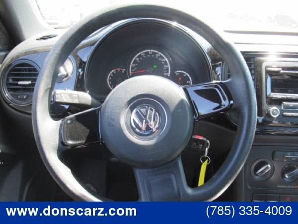2013 Volkswagen Beetle Coupe 2dr Auto 2.5L Entry PZEV for sale in Topeka, KS – photo 16