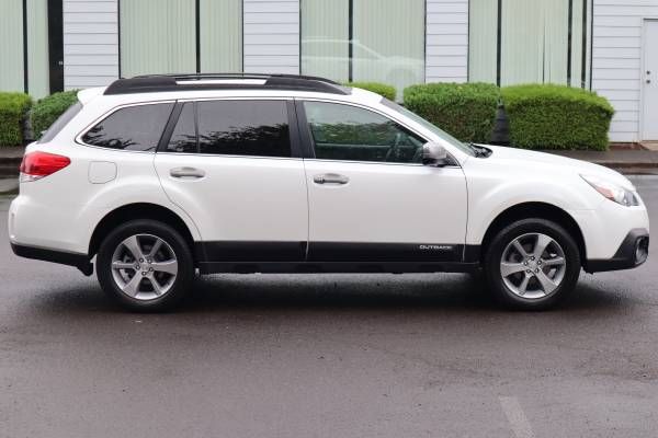 2013 Subaru Outback Limited - LEATHER / MOONROOF / 1 OWNER / LOW... for sale in Beaverton, OR – photo 7
