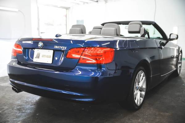 2013 BMW 3 Series 328i CONVERTIBLE/ LOW MILES/GREAT CONDITION! -... for sale in Bellevue, WA – photo 5