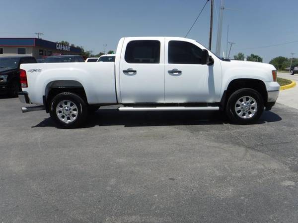 2011 GMC Sierra 3500 HD Crew Cab 4WD SLE Pickup 4D 8 ft Trades Welcome for sale in Harrisonville, MO – photo 11