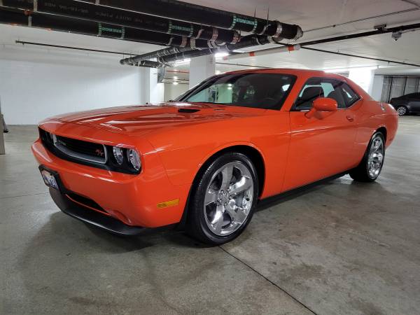 2013 dodge challenger rt Hemi like new Extremely low miles 7k only for sale in Honolulu, HI – photo 19