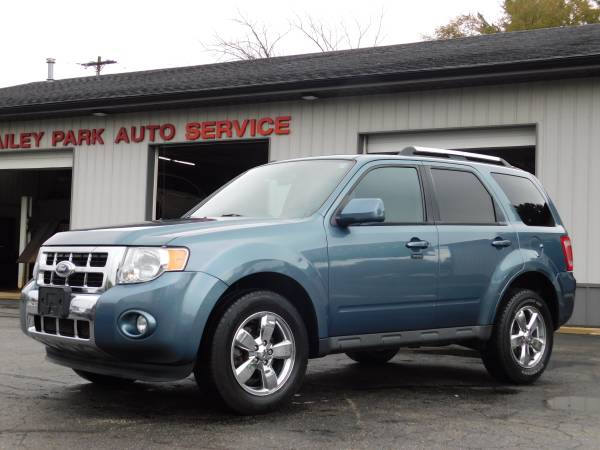ALL WHEEL DRIVE!!!...2012 Ford Escape Limited!!!...ONLY 150K MILES!! for sale in Battle Creek, MI – photo 2