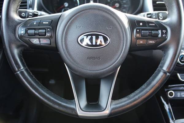 2016 Kia Sorento EX Sport Utility 4D EX AWD 3rd Row Leather - cars &... for sale in Bend, OR – photo 18