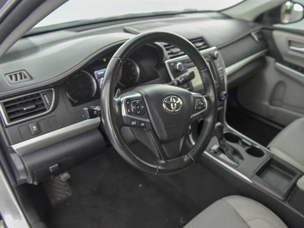 2016 Toyota Camry SE Sedan 4D sedan Silver - FINANCE ONLINE for sale in Charleston, SC – photo 2
