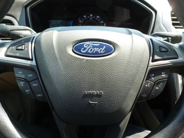 2018 Ford Fusion Se P/seats winds locks, All the Toys, 35k miles -... for sale in Rome, NY – photo 13