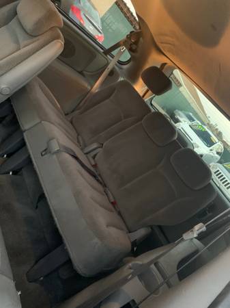 2005 CHRYSLER TOWN & COUNTRY LX (1 OWNER) - - by for sale in Clovis, CA – photo 7