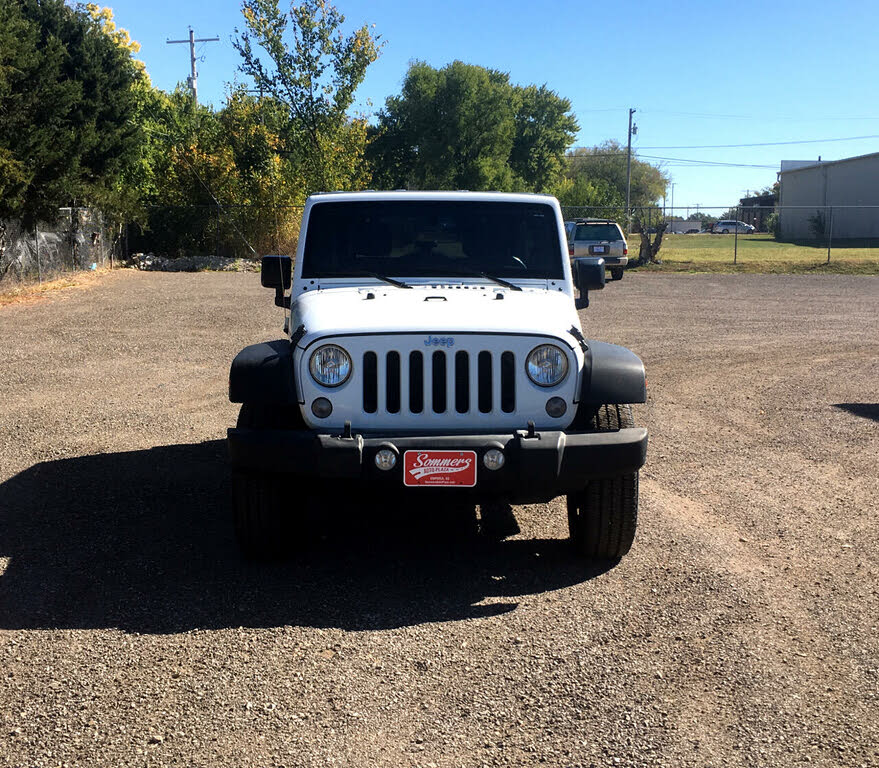 2018 Jeep Wrangler JK Unlimited Sport S 4WD for sale in Emporia, KS – photo 2