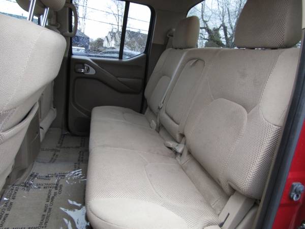 2007 Nissan Frontier 2WD Crew Cab SWB Auto BURGANDY 2 OWNER SO for sale in Milwaukie, OR – photo 14