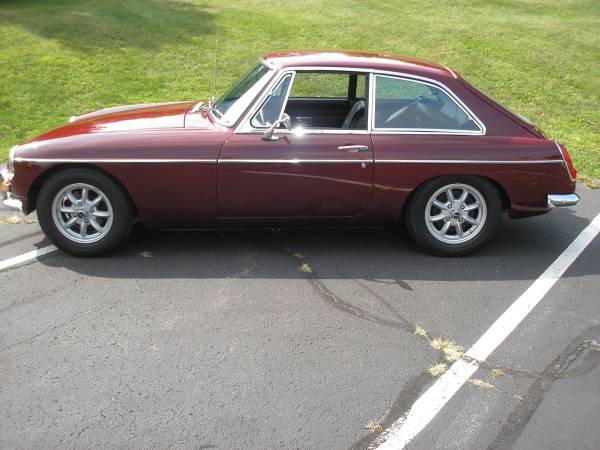 69 MGB-GT Coupe - cars & trucks - by owner - vehicle automotive sale for sale in Syracuse, IL – photo 2