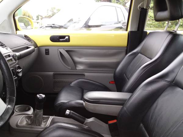 Turbo Stick Shift Beetle! Free Warranty! Heated Leather Seats! for sale in Sturtevant, WI – photo 6