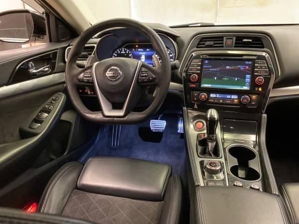 2016 Nissan Maxima 3 5 SR - - by dealer - vehicle for sale in Akron, OH – photo 9