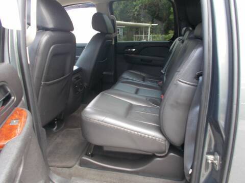 2011 Chevrolet Avalanche low miles for sale in Fruitland Park, FL – photo 11