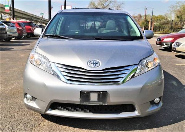 2011 Toyota Sienna Limited 7-Pass V6 for sale in Houston, TX – photo 2
