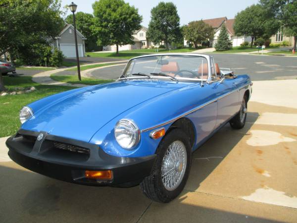BEAUTIFUL 1977 MGB for sale in Maple Grove, MN – photo 3