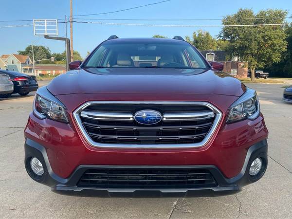 2018 Subaru Outback Premium *31K Miles!* - cars & trucks - by dealer... for sale in Lincoln, IA – photo 3