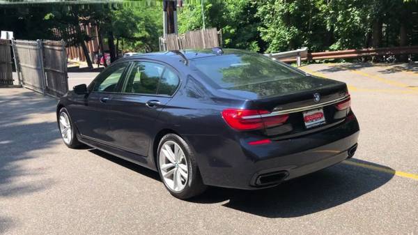 2017 BMW 750i xDrive for sale in Great Neck, NY – photo 17