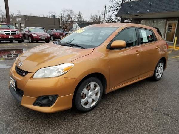 2009 Toyota Matrix S 5-Speed AT - cars & trucks - by dealer -... for sale in Cedar Rapids, IA – photo 3