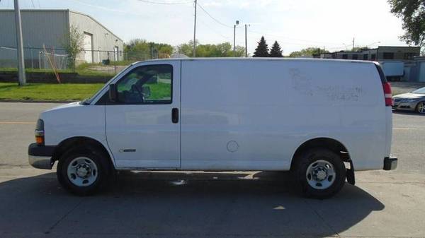 06 chevrolet g2500 cargo 187,000 miles $3300 **Call Us Today For... for sale in Waterloo, IA – photo 3