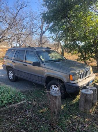 1995 Jeep Grand Cherokee Laredo for sale in Denison, TX