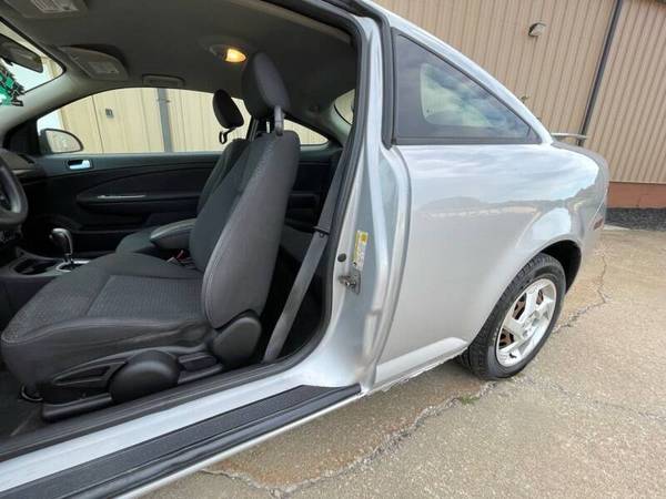 2007 Pontiac G5 Cobalt - Only 64, 000 Miles! New Tires! One Owner! for sale in Uniontown , OH – photo 5