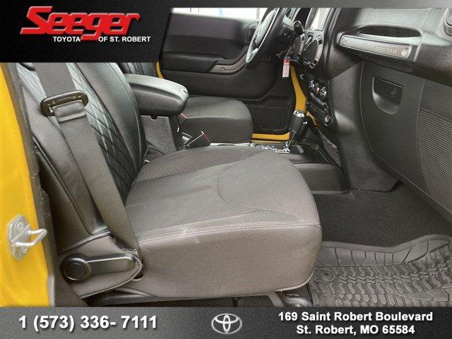 2015 Jeep Wrangler Unlimited Sport for sale in Saint Robert, MO – photo 24