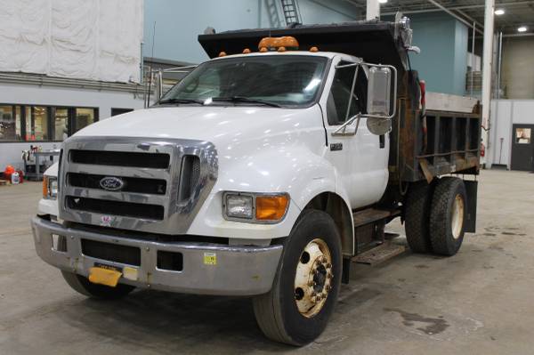 '05 Ford F750 XL Super Duty for sale in West Henrietta, NY – photo 7