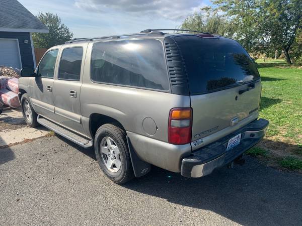 2002 Chevy Suburban 1500 - cars & trucks - by owner - vehicle... for sale in Yakima, WA – photo 2