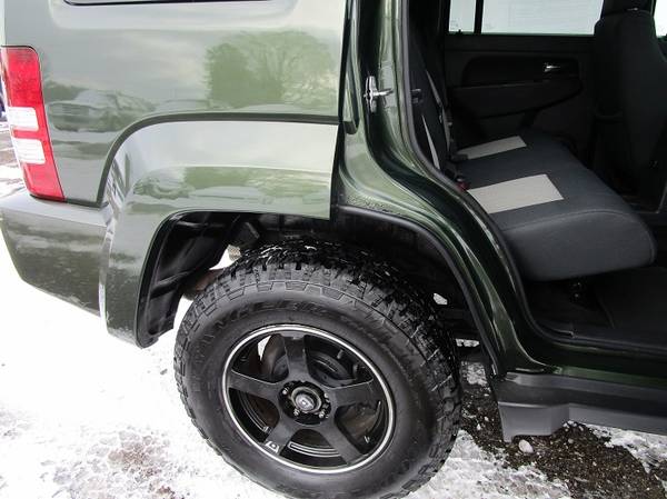 2009 Jeep Liberty Sport Nice SUV with 4x4 - - by for sale in Minerva, OH – photo 7