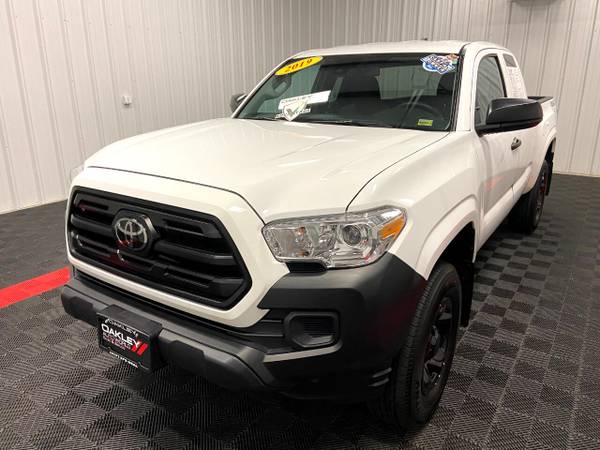 2019 Toyota Tacoma 4WD SR5 Access Cab pickup White for sale in Branson West, AR – photo 13