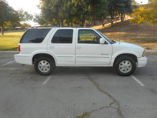 1999 GMC ENVOY, 4x4, auto, 6cyl. ONLY 63k original miles! MINT COND! for sale in Sparks, NV – photo 2