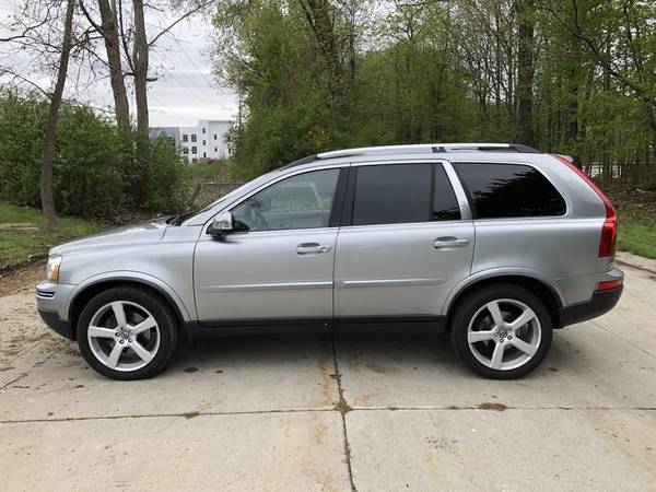 2008 Volvo XC90 V8 Executive - 69K Miles - Like new! for sale in BLOOMFIELD HILLS, MI
