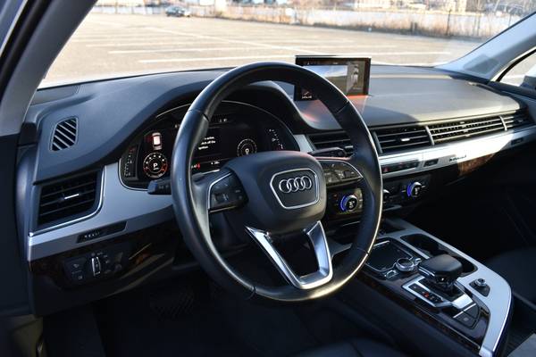 2019 Audi Q7 2 0T Premium - - by dealer - vehicle for sale in Great Neck, NY – photo 20