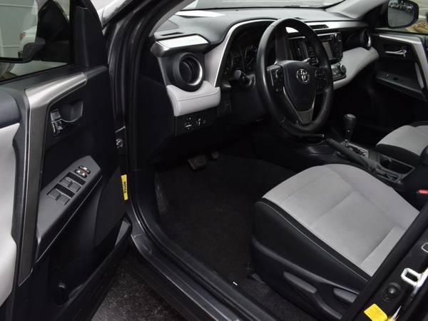 2018 Toyota RAV4 XLE for sale in Spartanburg, SC – photo 4