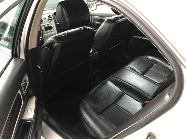 2007 Lincoln MKZ, Auto, FWD, Cooled Seats, Sunroof, Leather, 1-Owner for sale in Omaha, NE – photo 17
