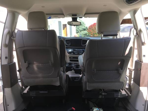 2017 Handicap Wheelchair Van, Chrysler Pacifica Touring-L - cars & for sale in Oxford, MI – photo 10