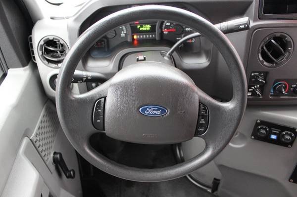 2015 FORD E-SERIES BUS 15 PASSENGER - cars & trucks - by dealer -... for sale in Wisconsin Rapids, IL – photo 9