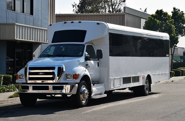 Limo 2013 Ford F-650 Shuttle Bus>>>Nice<<< for sale in Fontana, CA – photo 7