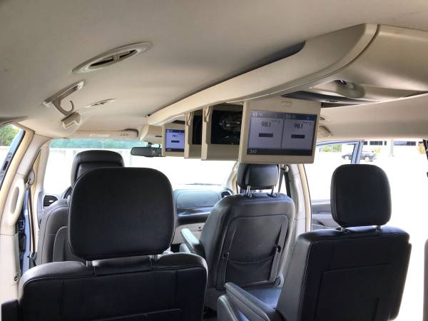 2012 Chrysler town country, 149k miles, DVD, Leather, Backup Camera for sale in Voorhees, NJ – photo 13