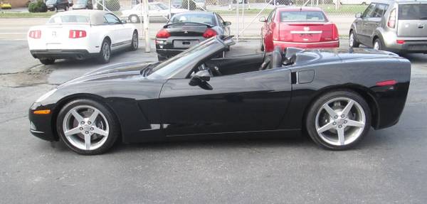 Beautiful 2005 Chevy Corvette convertible 6 speed , 96000 miles only for sale in Elizabethton, TN – photo 2