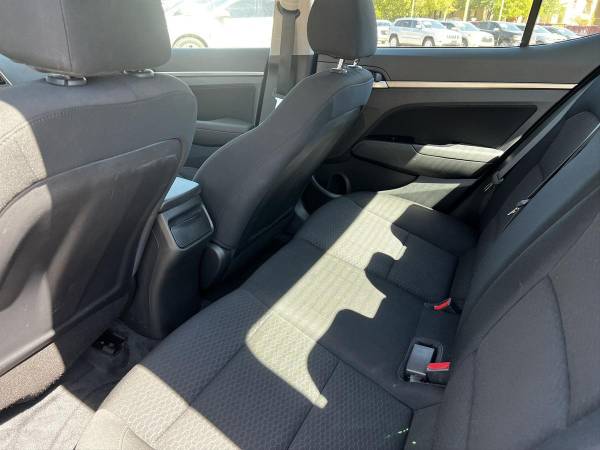 2020 Hyundai Elantra Value Edition Sedan 4D ESPANOL ACCEPTAMOS for sale in Arlington, TX – photo 16
