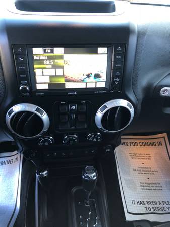 2015 Jeep Wrangler Unlimited Sahara 4x4 - Leather - Navigation -... for sale in binghamton, NY – photo 15