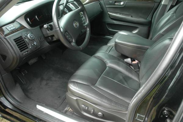 2011 Cadillac DTS Luxury Edition- LOW LOW MILES - One Owner for sale in Windham, VT – photo 9