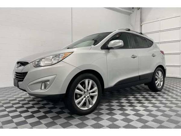 2012 Hyundai Tucson Limited - - by dealer - vehicle for sale in Grand Rapids, MI – photo 2