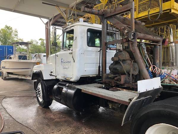 1999 Mack with Winch - - by dealer - vehicle for sale in TAMPA, FL – photo 3